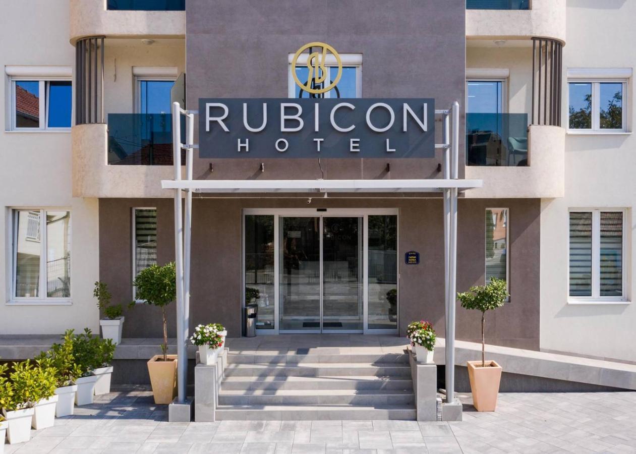 Rubicon Garni Hotel Kragujevac Esterno foto